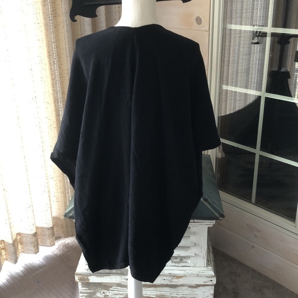 Chico’s Poncho / Wrap - Picture 4 of 7